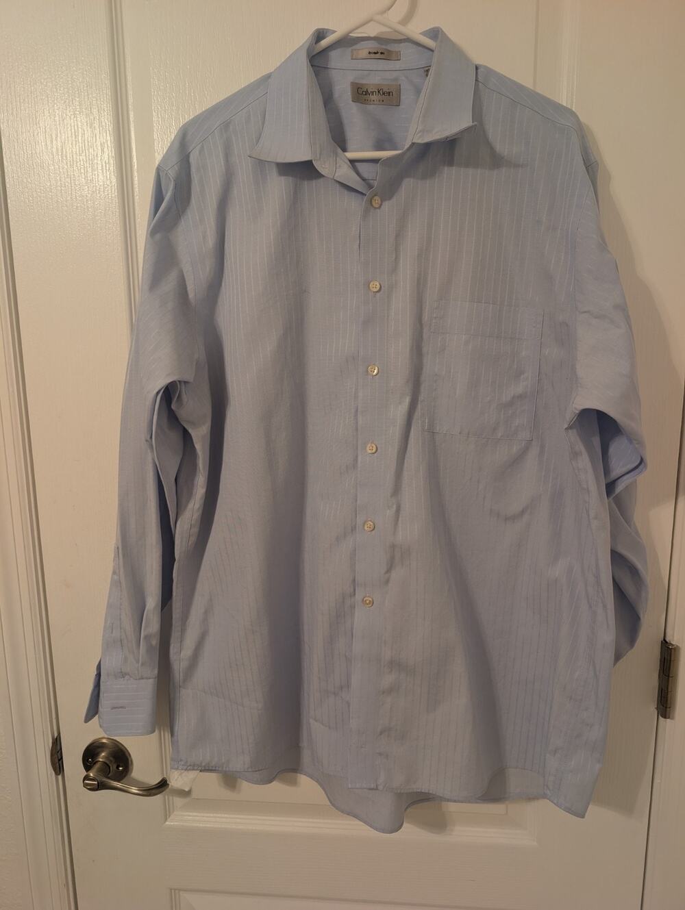 Calvin Klein Premium Men’s Dress Shirt 17 34/35 Blue Pinstripe L/S Button Up